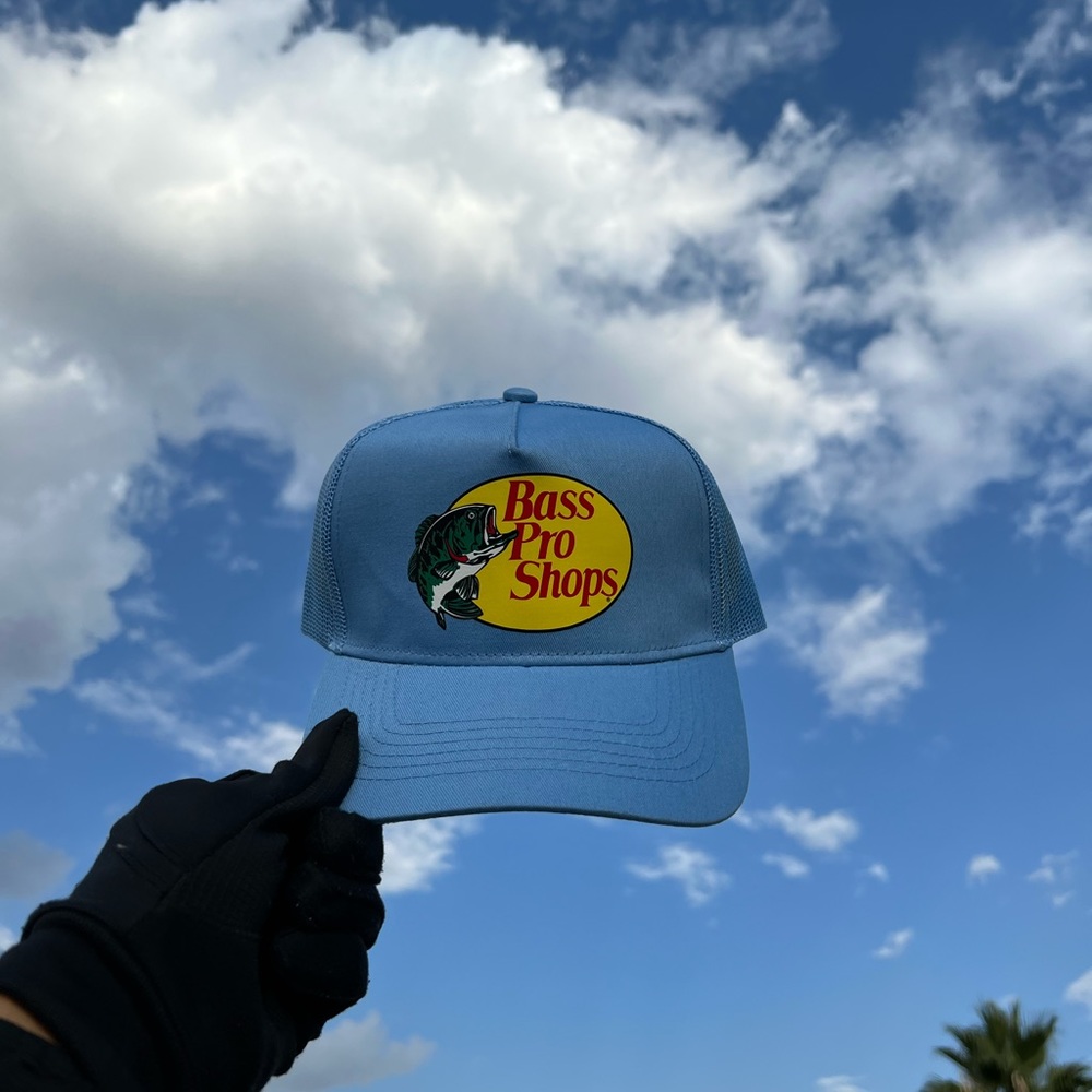 Bass pro shops cabelas mesh cap trucker hat sky blue color